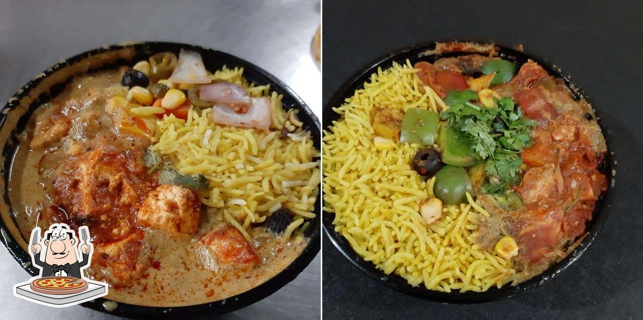 Order pizza at The Good Bowl