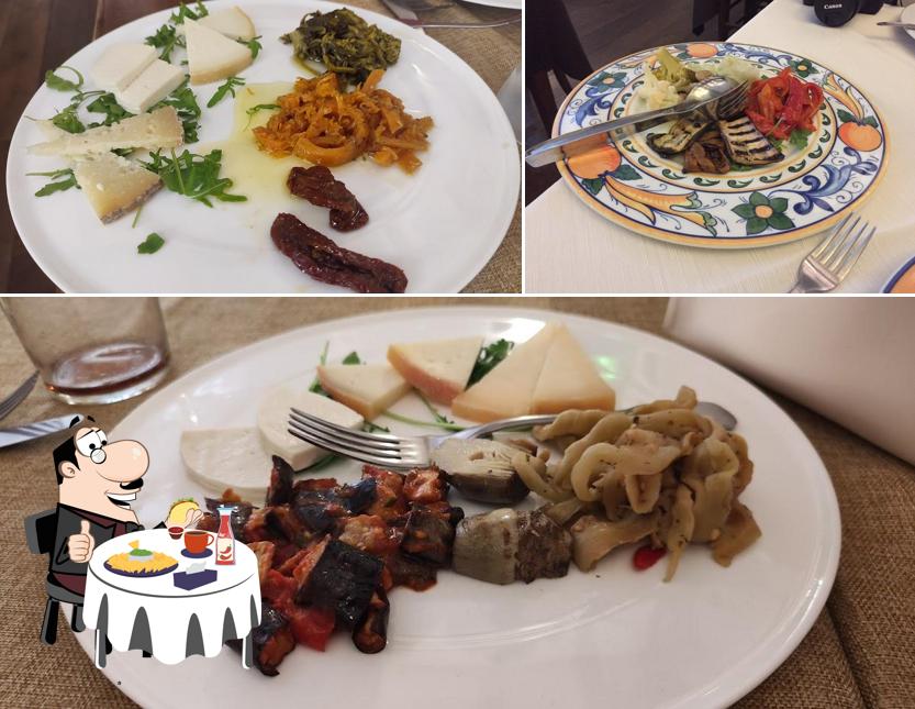 Piatto di formaggi al Antica Osteria Zi' Pauluccio