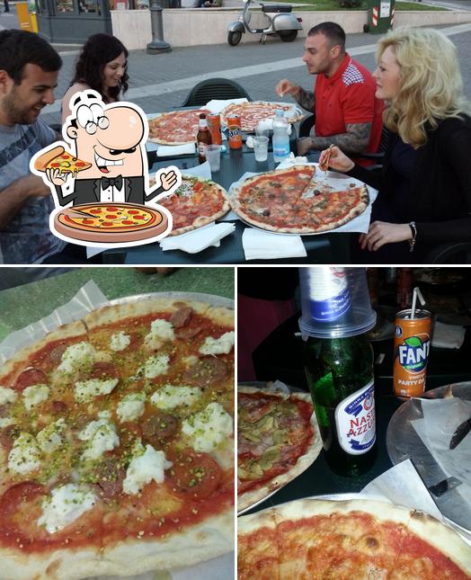 Ordina tra le svariate varianti di pizza