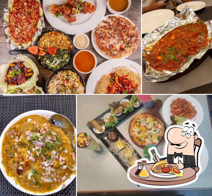 Order pizza at Ram Bhandar