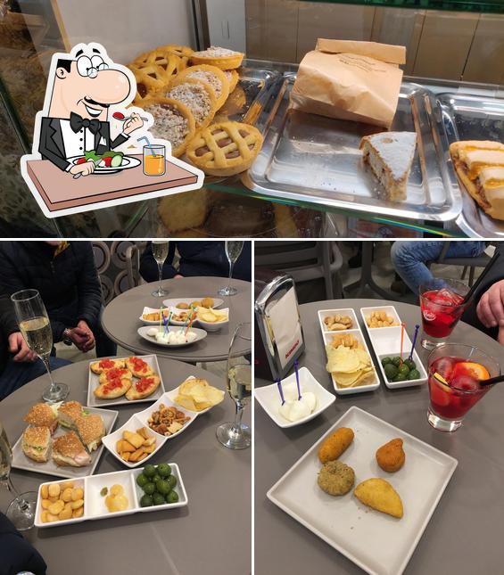 Cibo al Caffè Spagnuolo