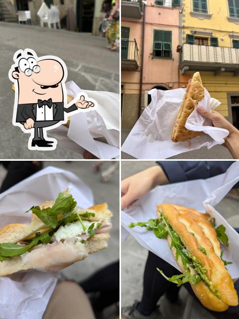 Gli interni di LA BOTTEGA DI DONNA LUCIA