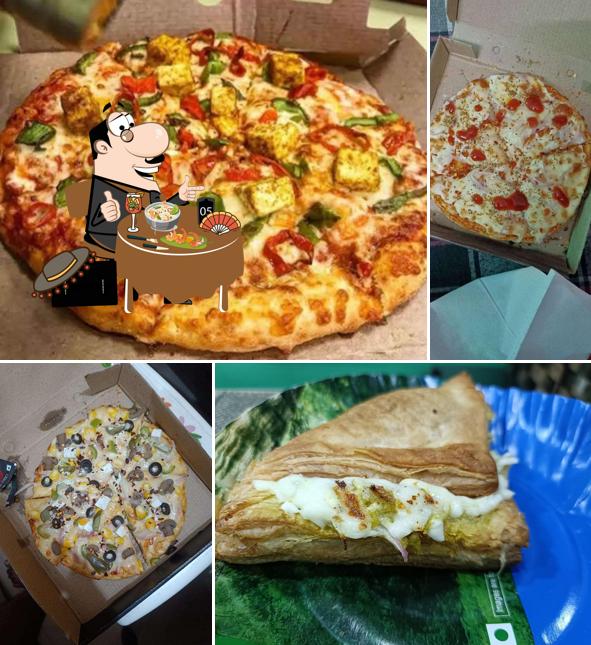 Food at pizzzzaa paradise