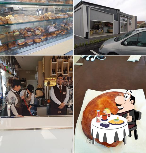 Prenditi un hamburger a chiosco bar Selfie coffee & drinks