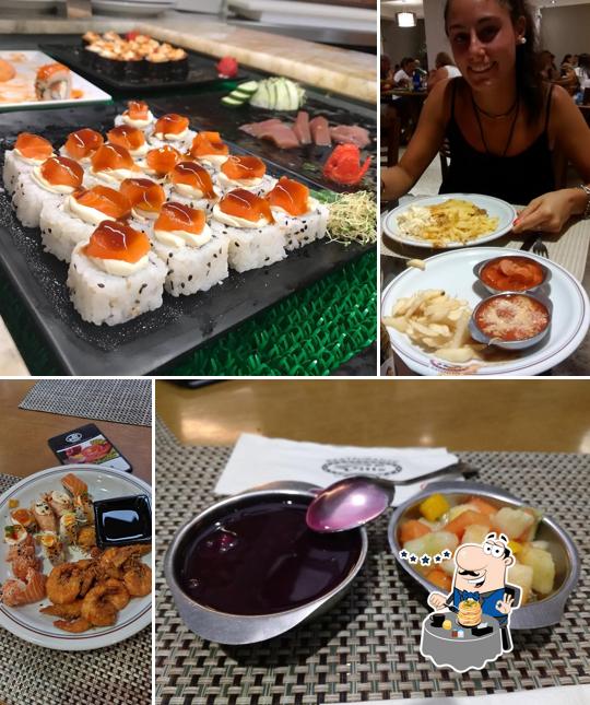 Comida em Restaurante De Ville