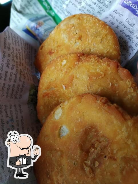 Here's a pic of Sevagram Vada