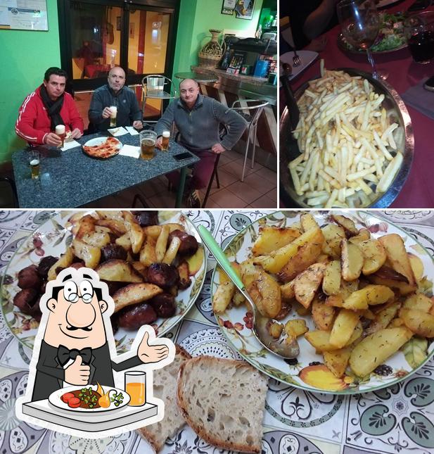 La immagine della cibo e interni di Sporting Club La Selvotta Srl