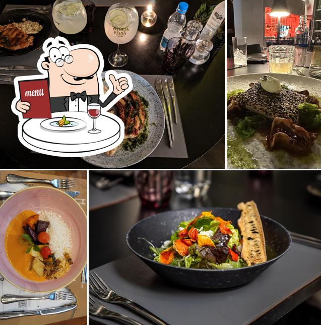 Platos en HUB Food Art Lounge