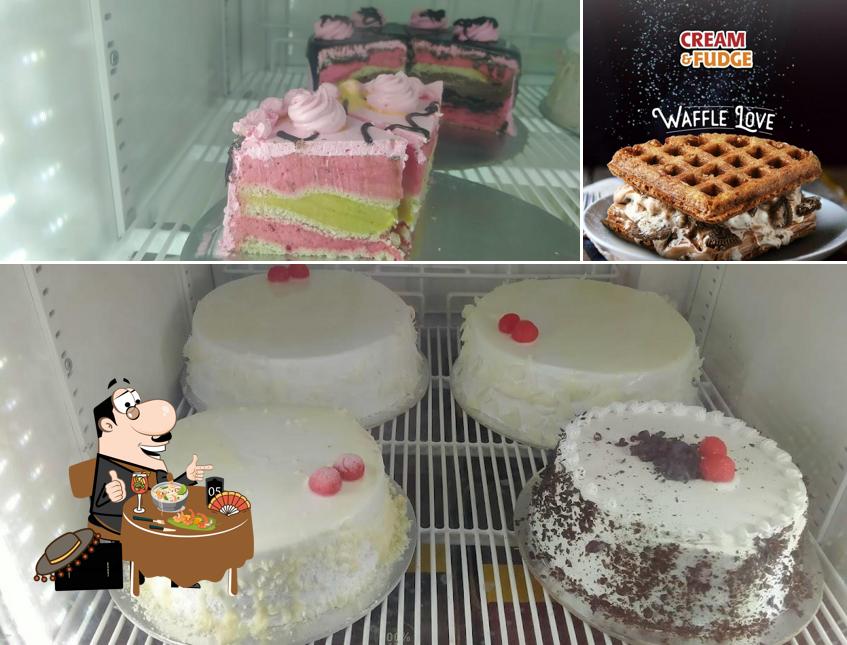 Meals at Cream & Fudge