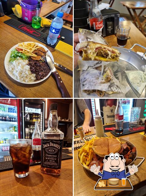 GARAGE BAR