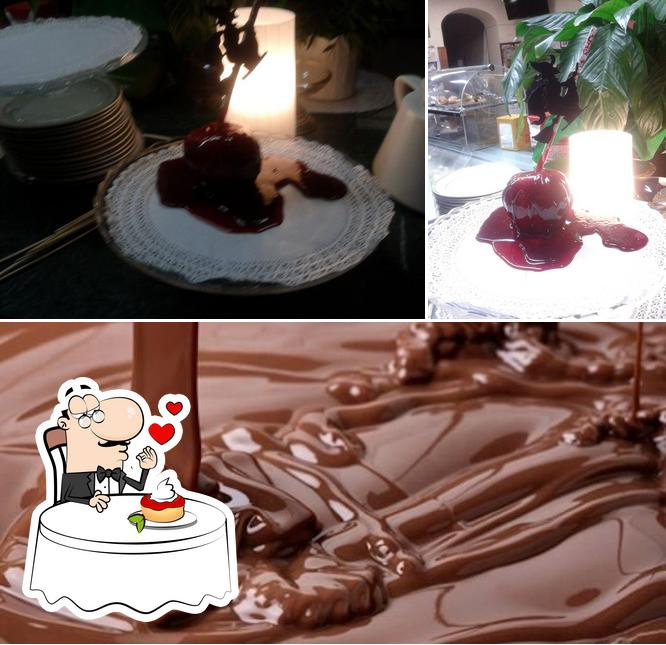 Caffetteria san Giacomo serve un'ampia gamma di dolci
