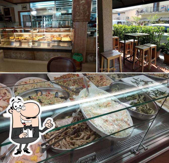 Gli interni di Gastronomia Da Enzo