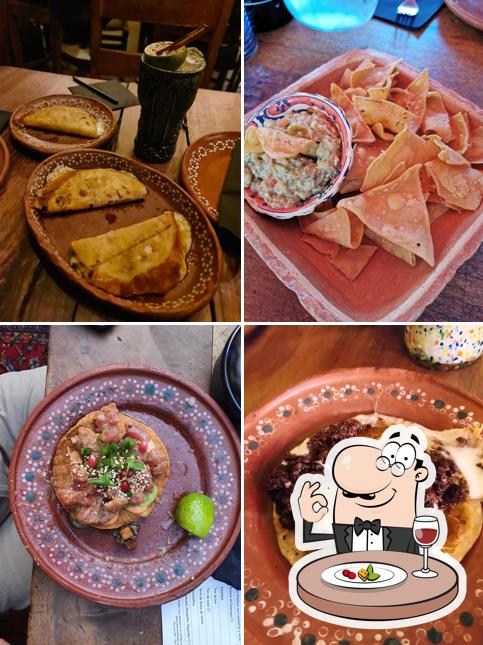 Taqueria Los Cuñados