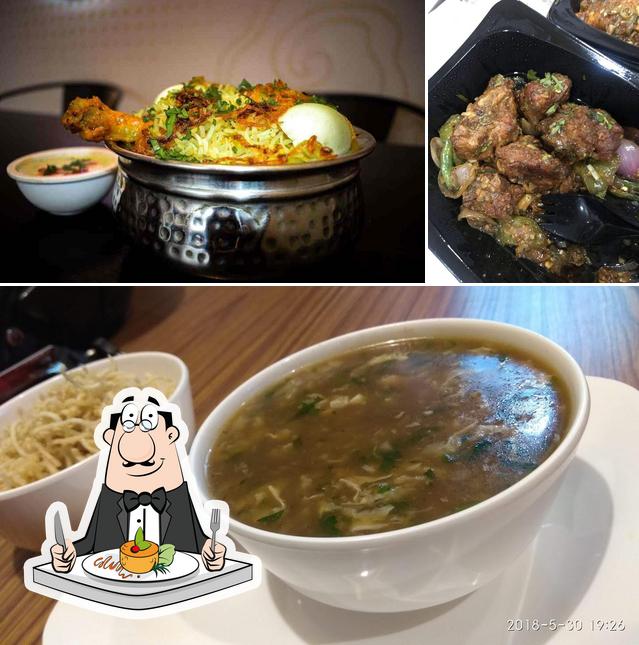 Food at Dancing noodles