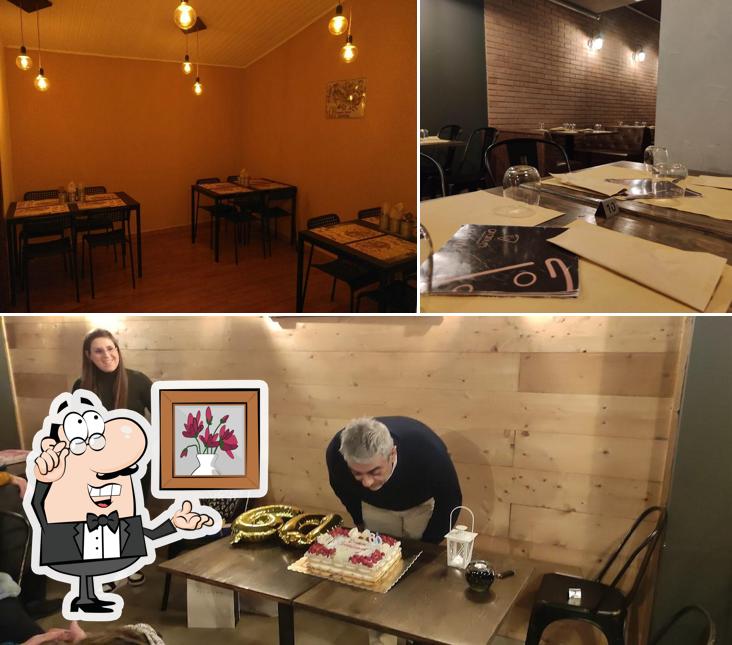 Dai un'occhiata agli interni di Granum Pizzeria