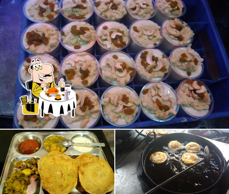 Food at Om Shiv Bhandar