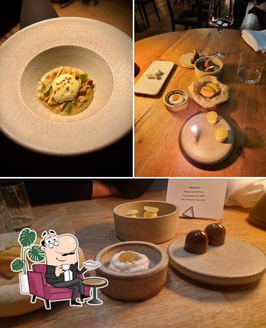 Questa è la immagine che mostra la interni e bevanda di Anna