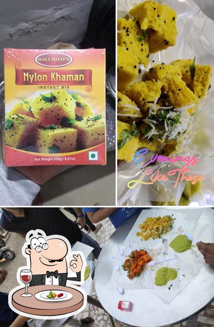 Food at Balubhai's Khaman