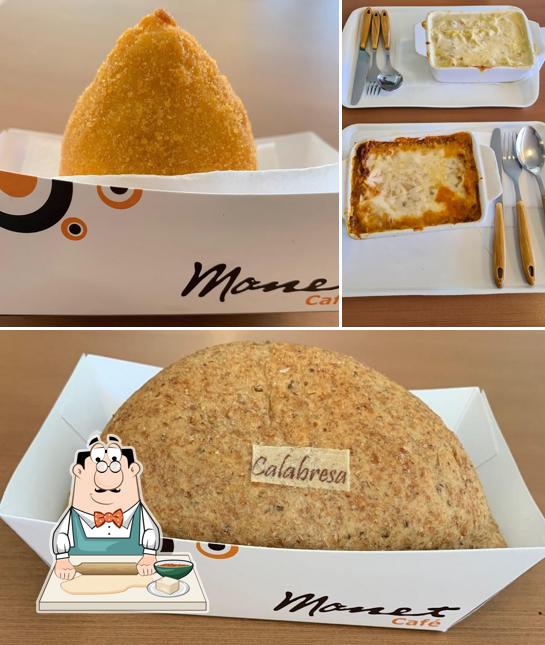 Samosas em Monet Café (Hospital Brasília)