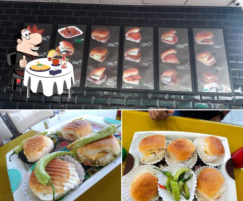 Order a burger at King Vadapav & Samosa