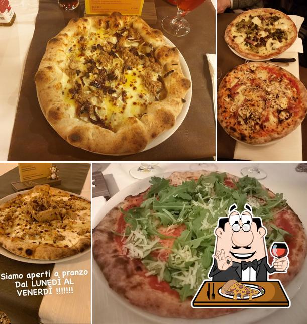 Ordina una pizza a Pizzeria alla Scimmia