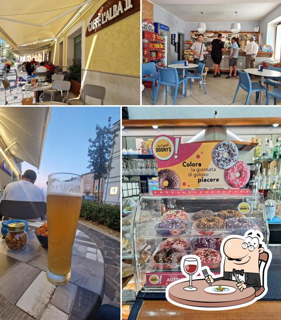 La cibo e interni del ristorante
