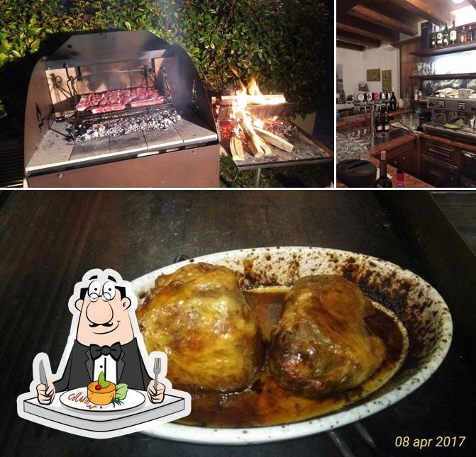 La foto di cibo e vino da OSTERIA AL CAPOLINEA