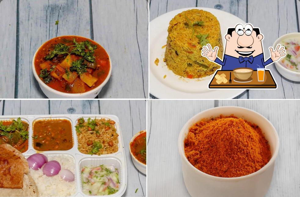 Food at Rotti Mane Uttara karnataka Hotel