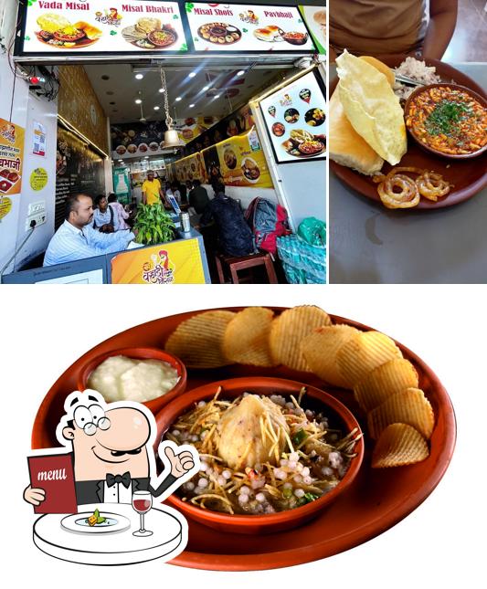 Food at Varhadi Misal Thane Station