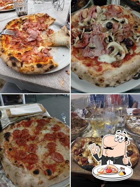 Ordina tra le svariate varianti di pizza