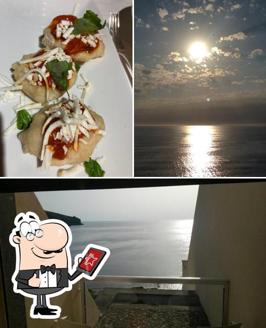 La foto di esterno e cibo da La Prua - il Ristorante del San Pietro