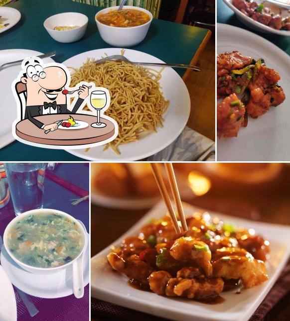 Food at Chens Chinese Room