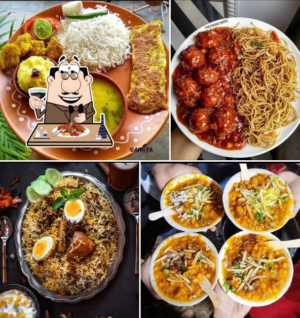 Try out meat dishes at New Jha Line Hotel