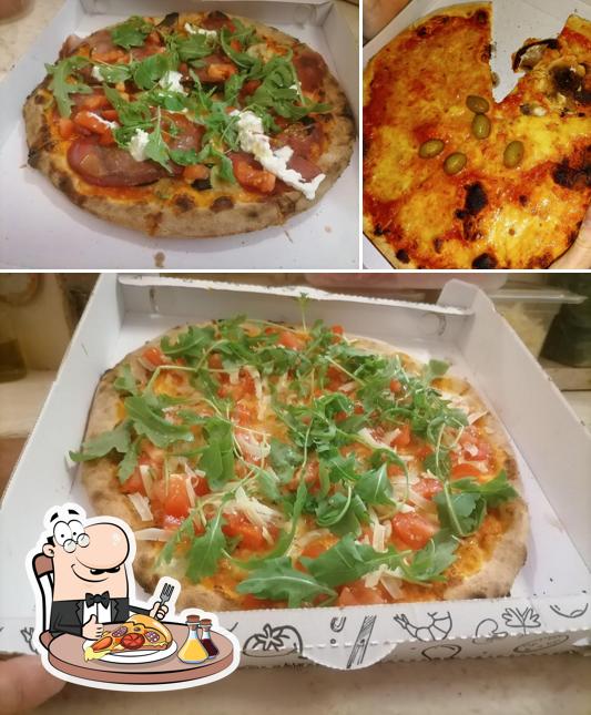 Ordina tra le molte varianti di pizza