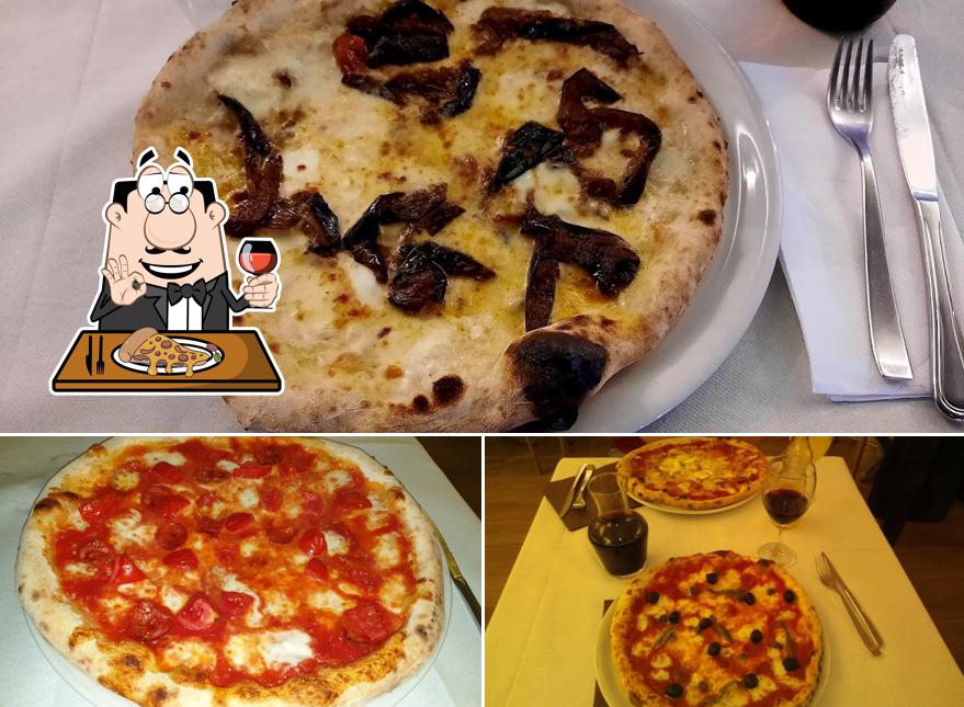 Scegli una pizza a La Piazzetta
