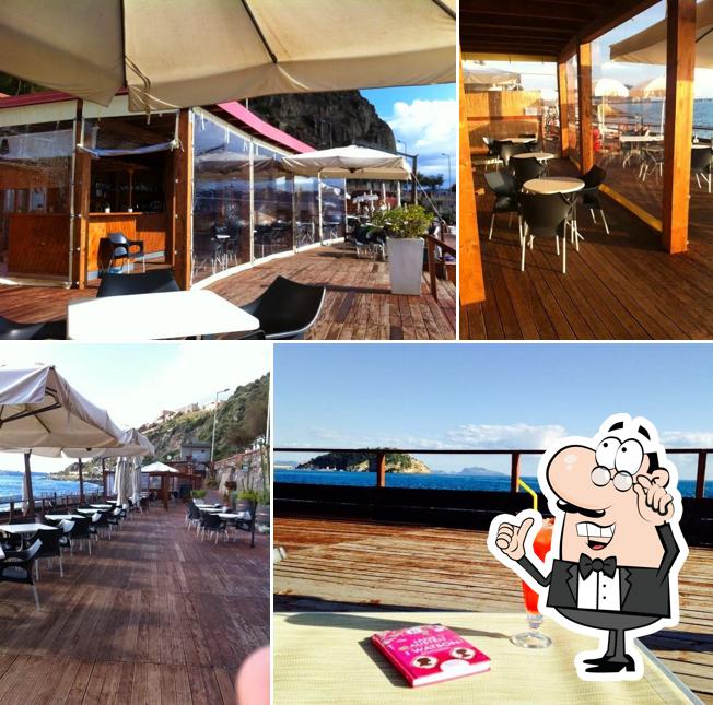 Gli interni di Flying Beach