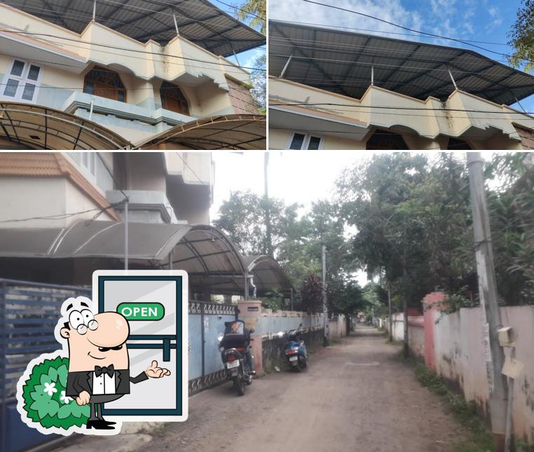 Check out how Kanivu food looks outside