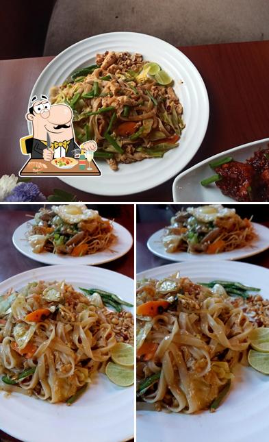 Pad thai at Rhythm And wine cafe