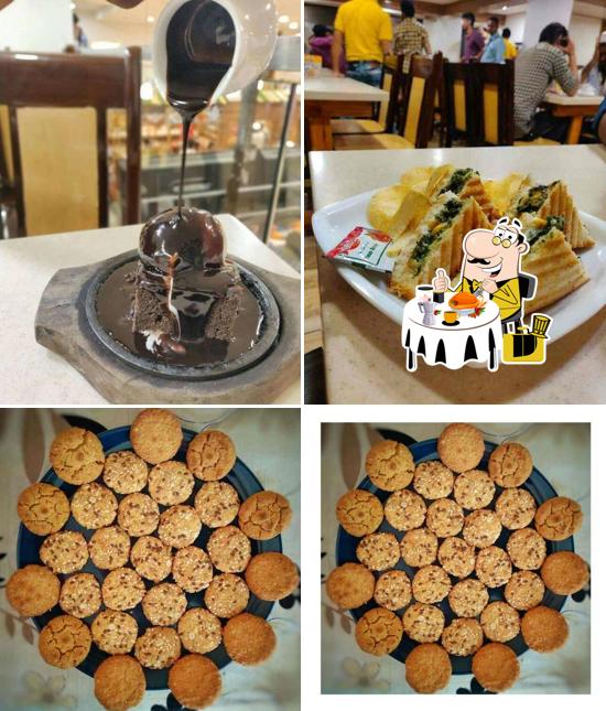 Food at Cafe Niloufer Dining