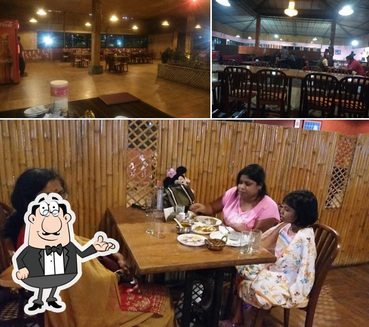 Check out how Hotel Maatoshree looks inside