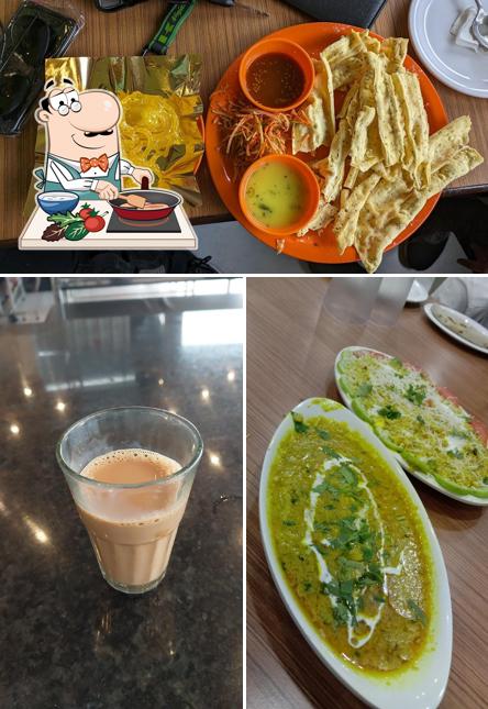 Chicken curry at Hotel Shree Ganesh Kathiyawadi-Punjabi-Chinese