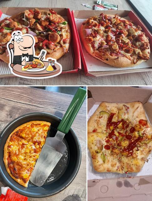Get pizza at Pizza Hut Utkal Centre Point, Jajpur