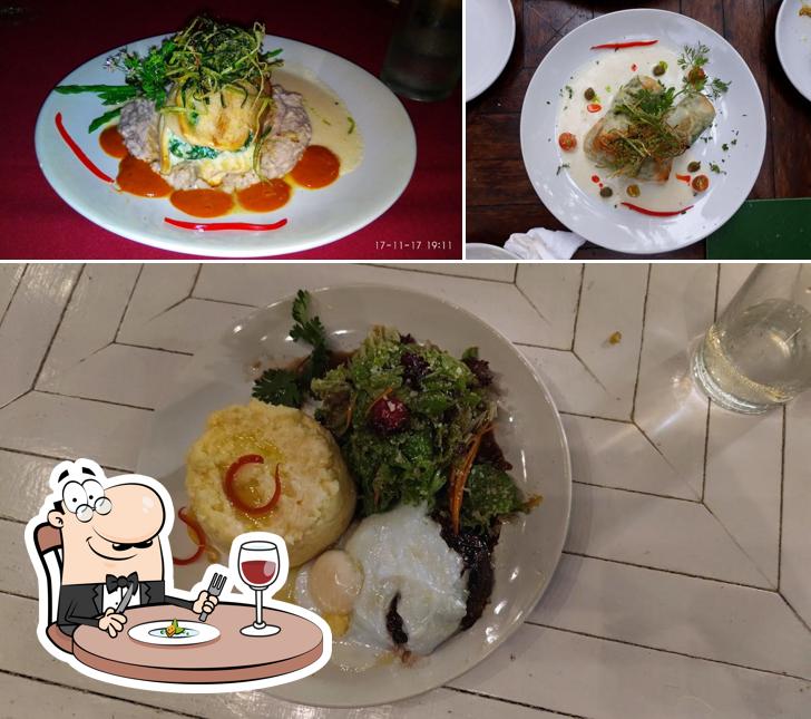 Meals at Cafe NU
