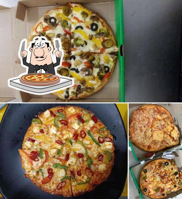 Order pizza at Juno's Pizza - Baking Fresh Since 1974