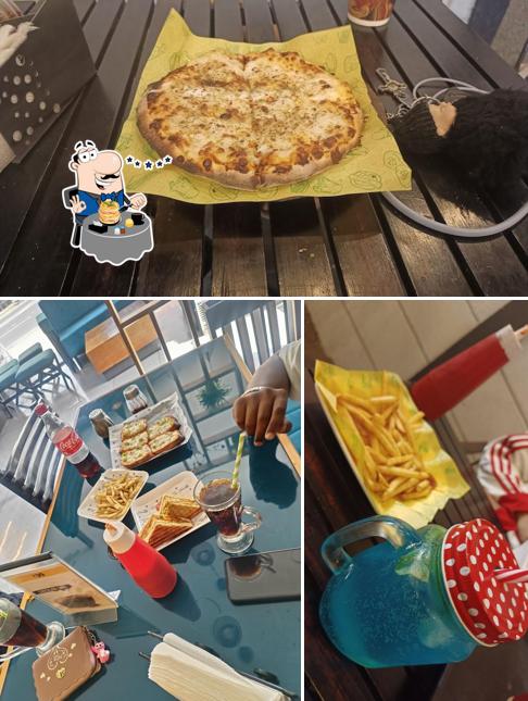 Food at BOGO Pizza I Burger I Cakes