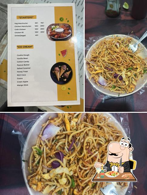Pad thai at Chicha Food Court