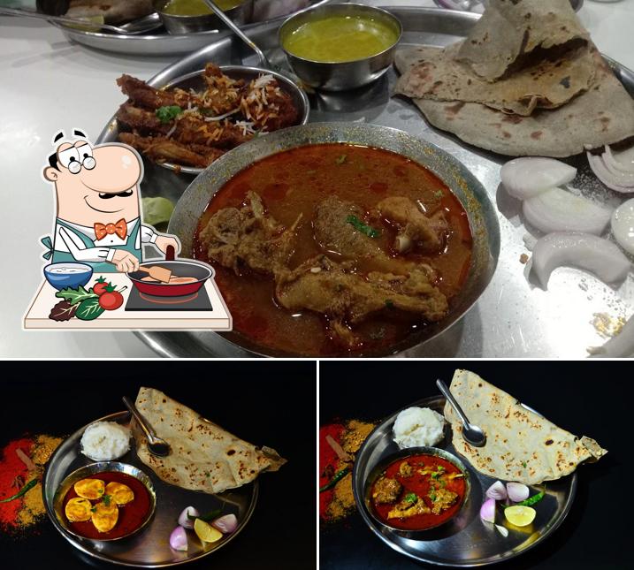 Chicken curry at Bhujbal Bandhu Hotel Apulki (Baner branch)