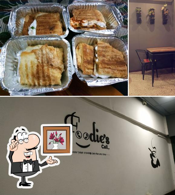 The interior of Foodie's Call