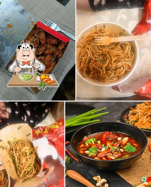 Seaweed salad at WOW Chicken