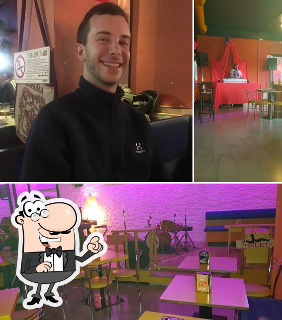 Dai un'occhiata agli interni di Swing Bar